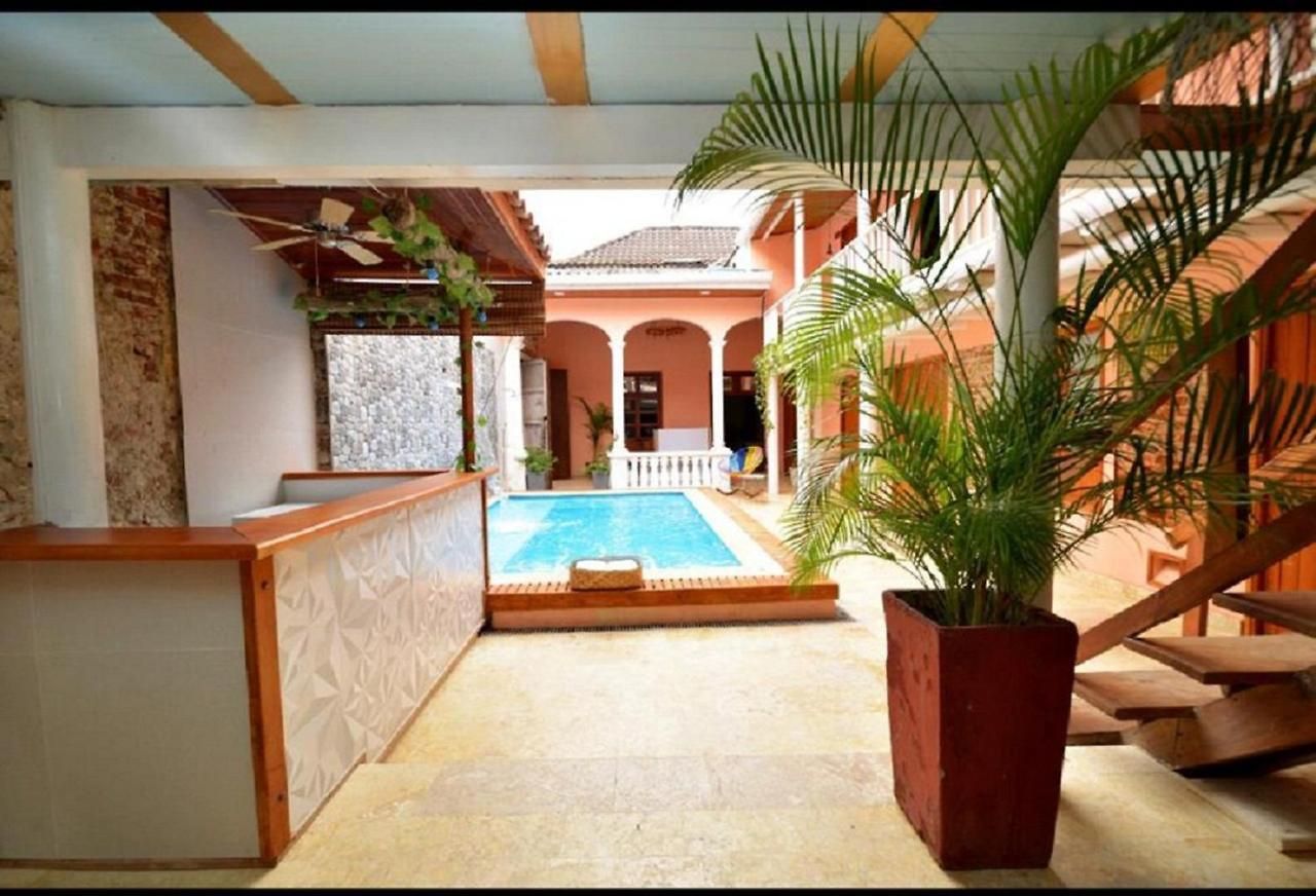 In Guest - Ca-7 Gethsemane With Breakfast Included And Wifi * Cartagena