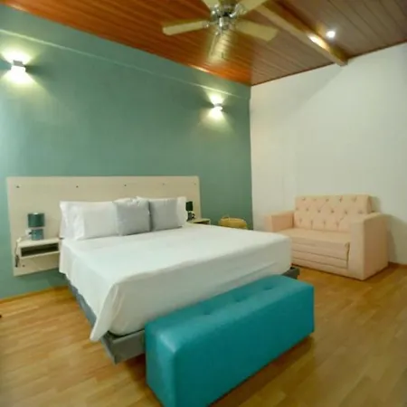In Guest - Ca-7 Gethsemane With Breakfast Included And Wifi Guest house *